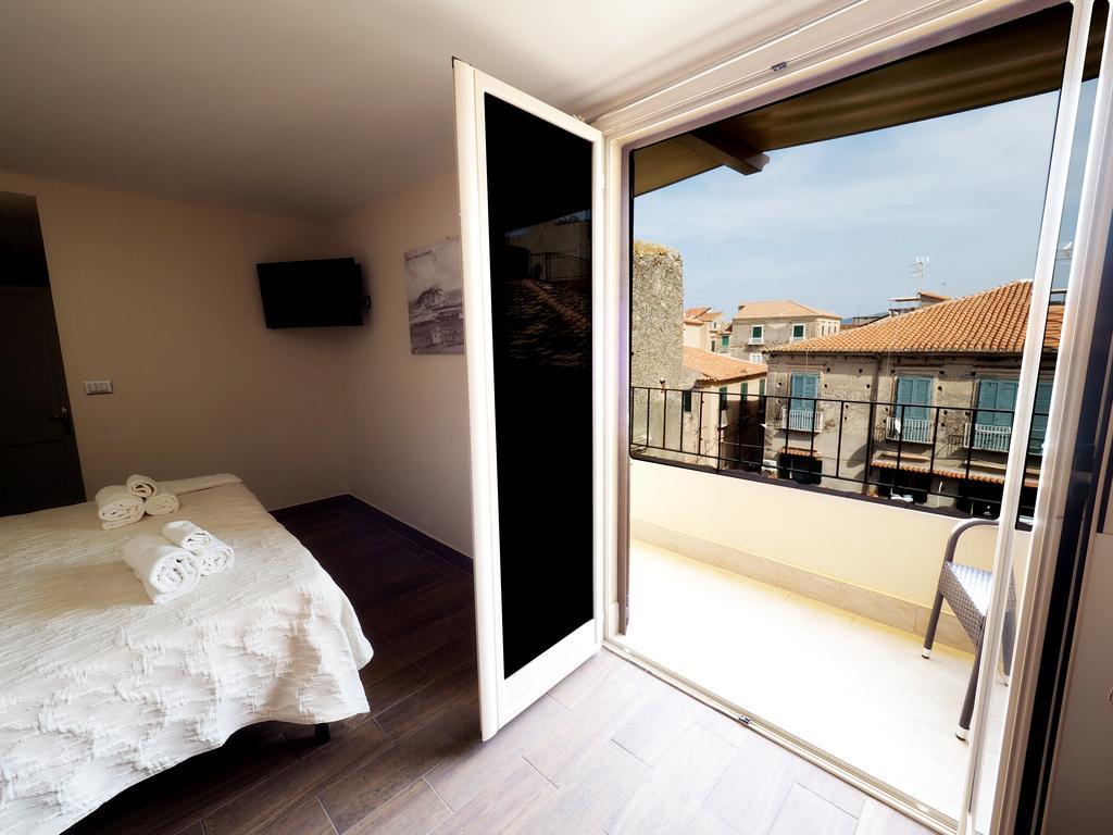 Lorylu Hotel Tropea Exterior photo